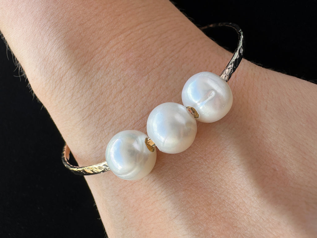 Triple White Freshwater Pearl Hammered Bangle