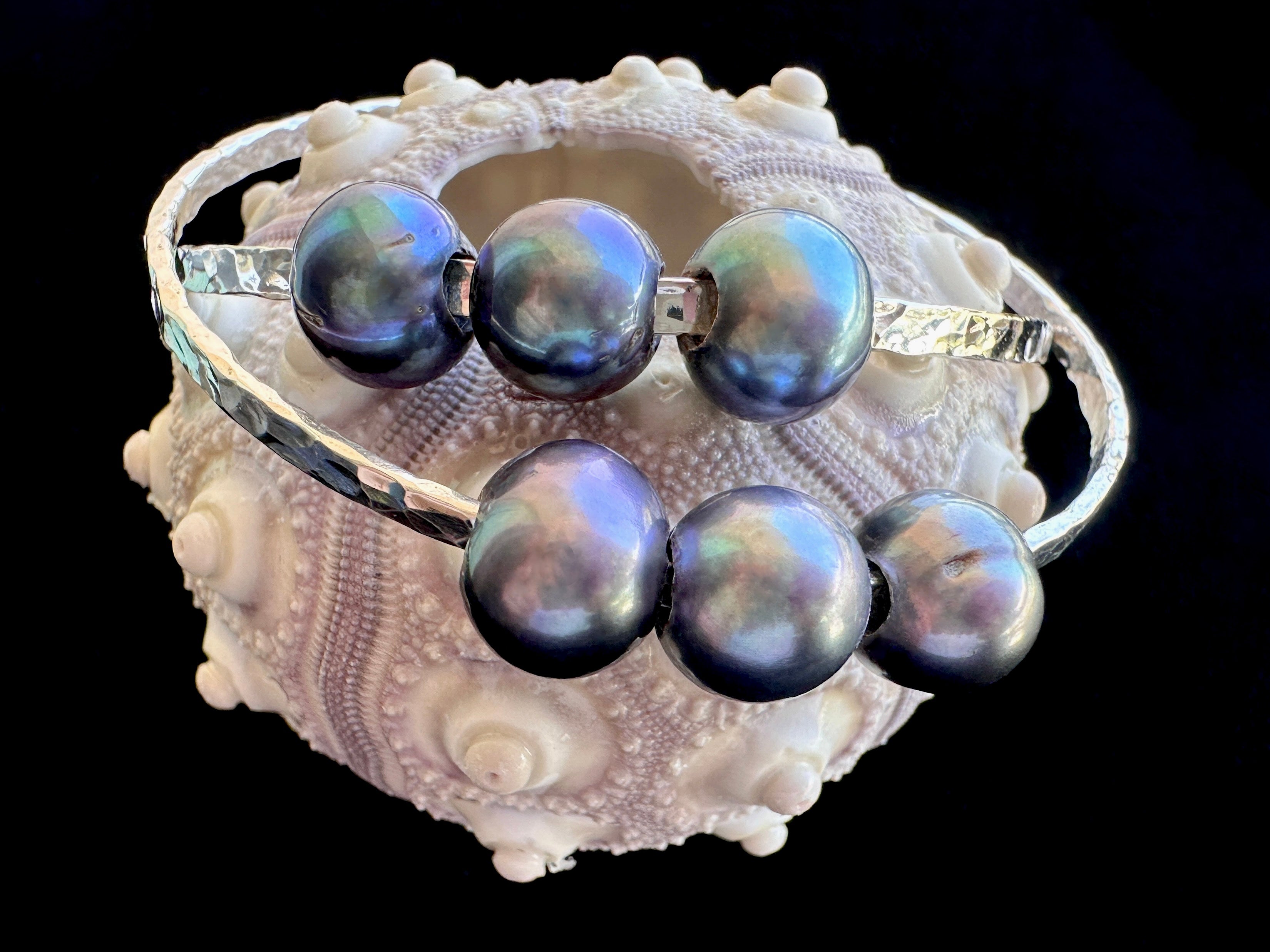 Triple Peacock Blue Freshwater Pearl Hammered Bangle