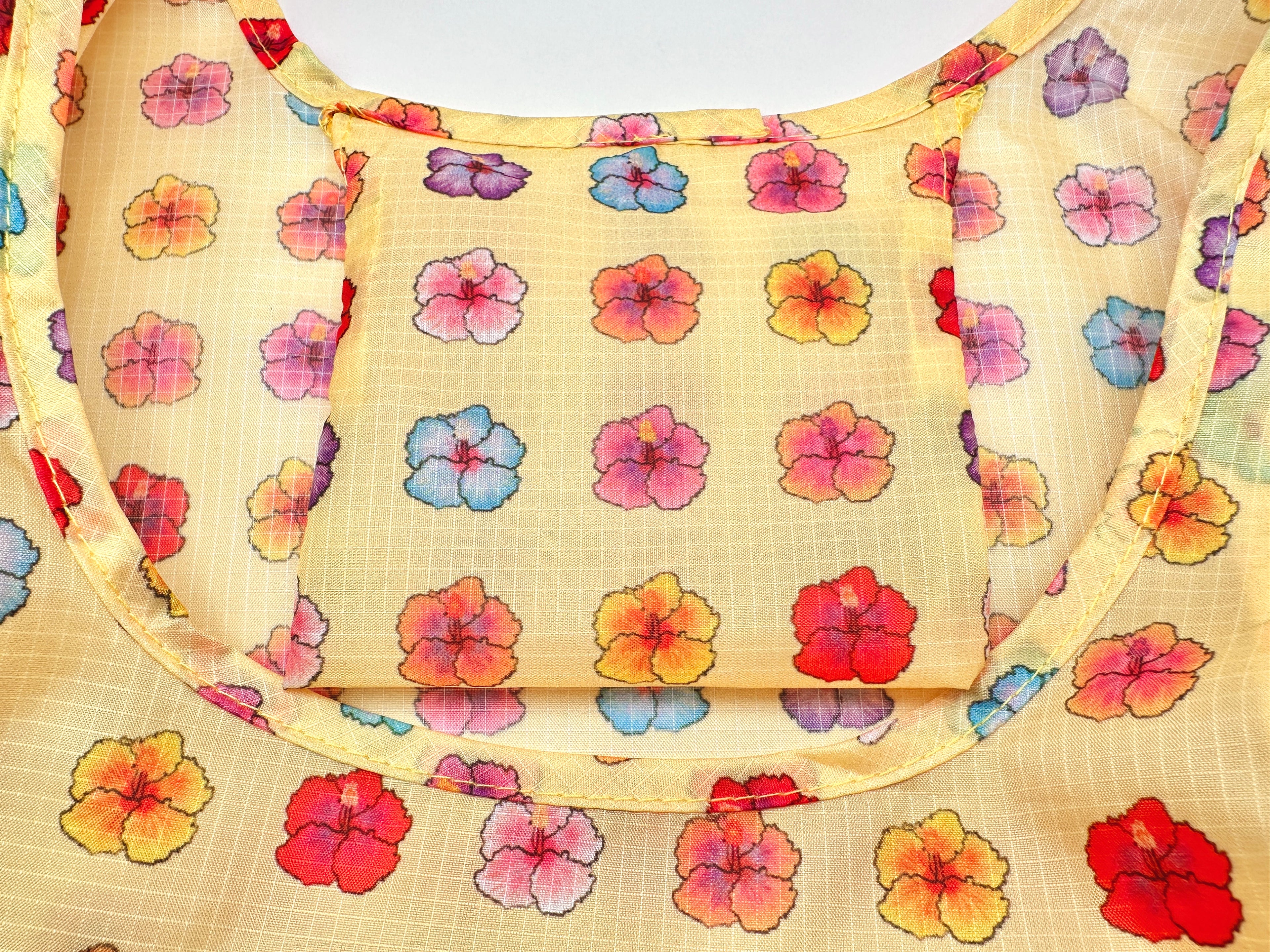 Seashell or Hibiscus Flower Pattern Print Ripstop Nylon Lightweight Foldable Tote Bag