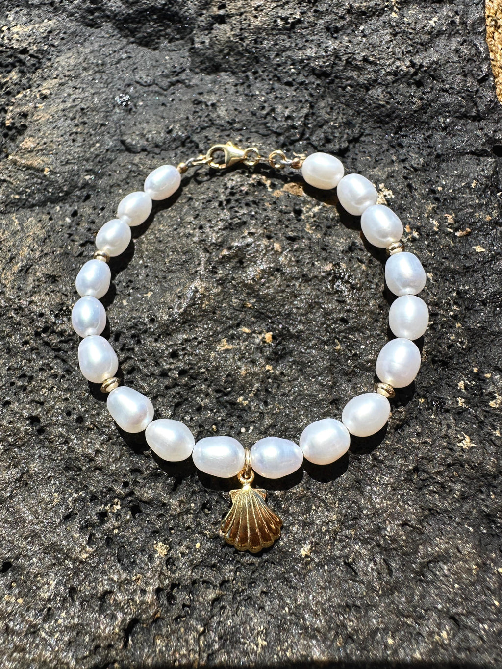 White Freshwater Pearl Bracelet with Reversible Clam and Pearl Charm