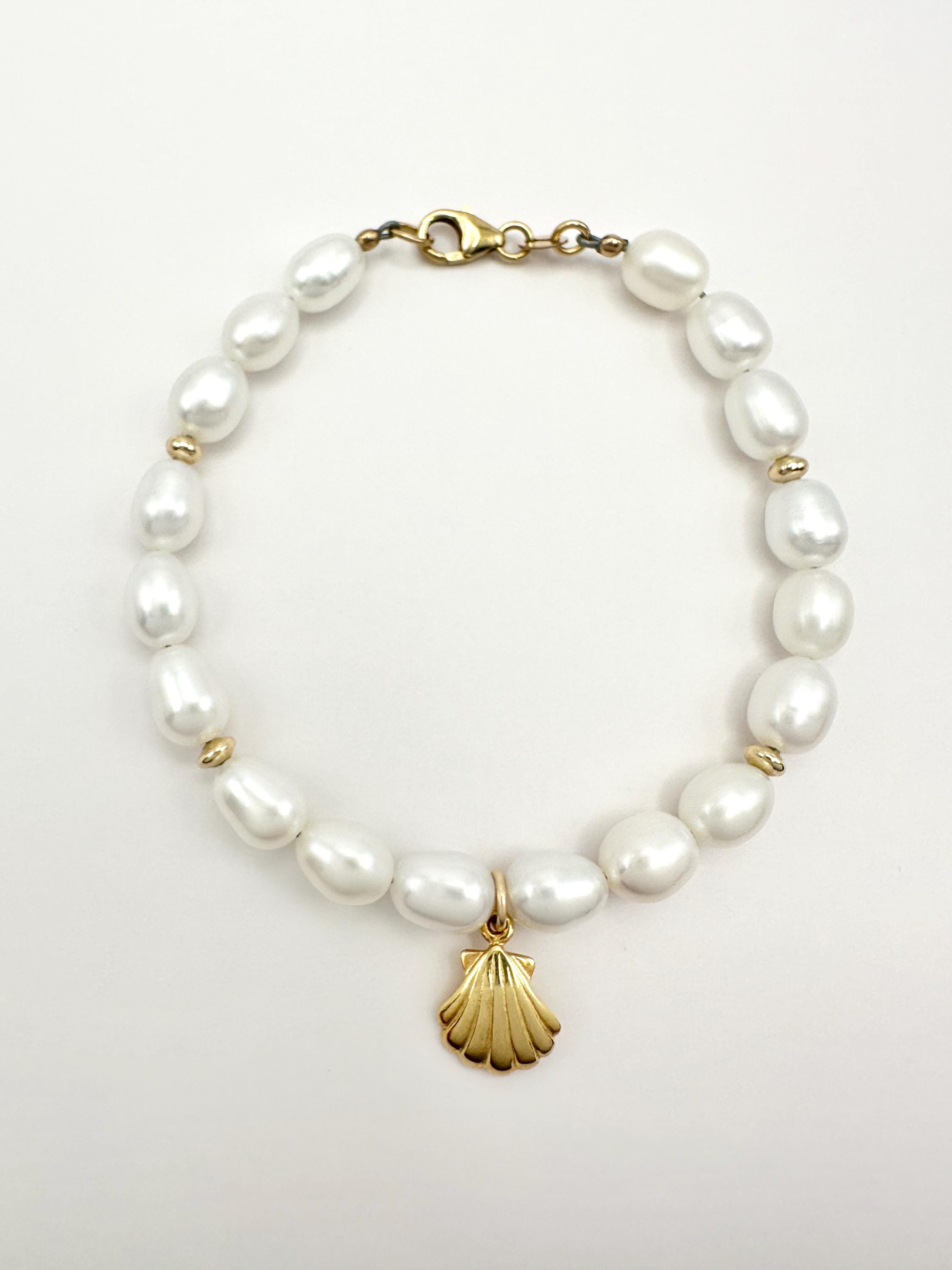 White Freshwater Pearl Bracelet with Reversible Clam and Pearl Charm