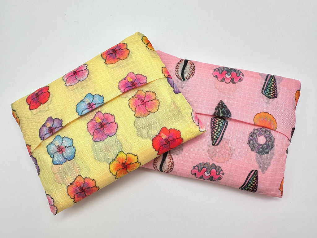 Seashell or Hibiscus Flower Pattern Print Ripstop Nylon Lightweight Foldable Tote Bag